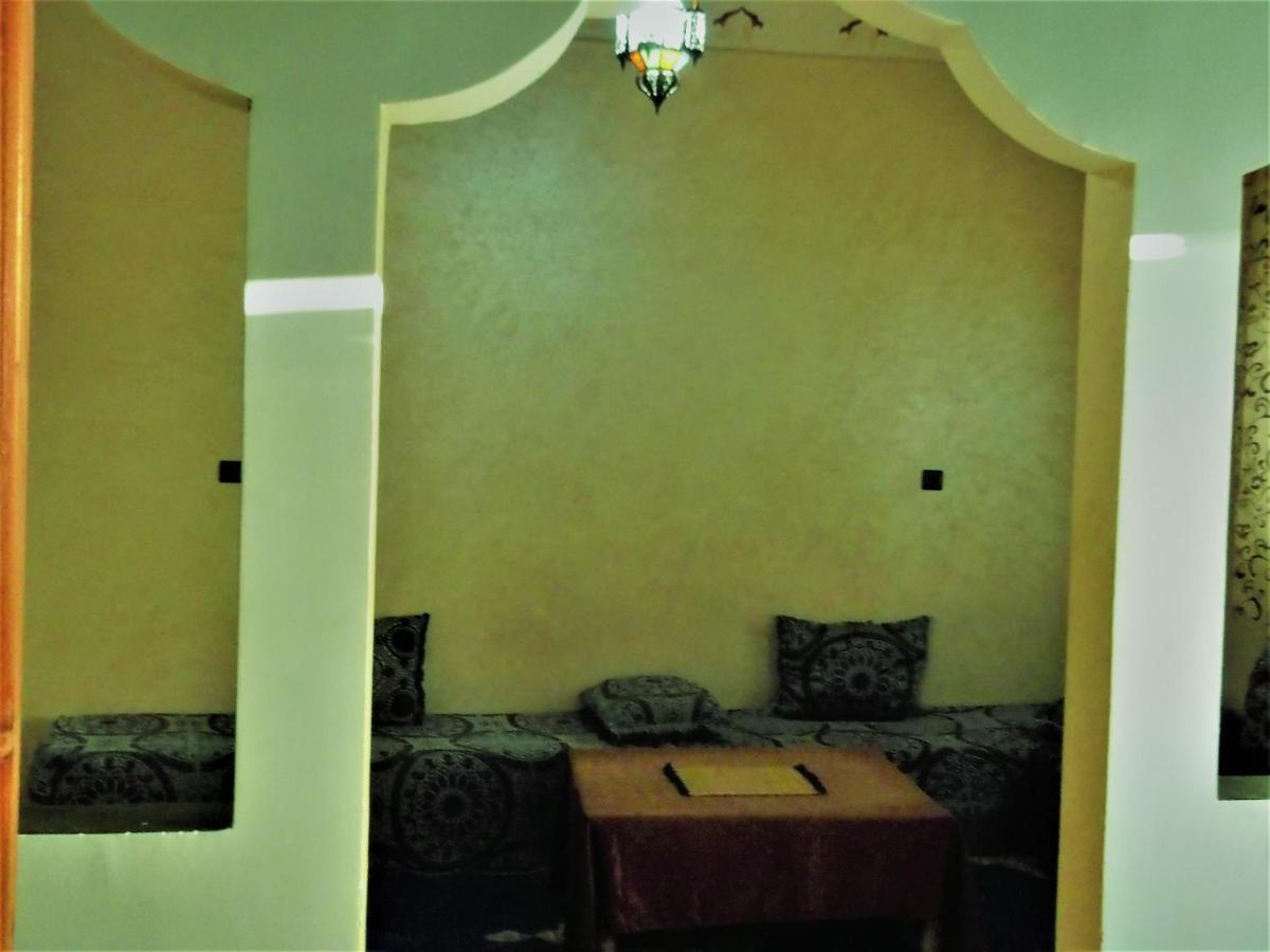Tifinagh Guest House メルズーガ エクステリア 写真