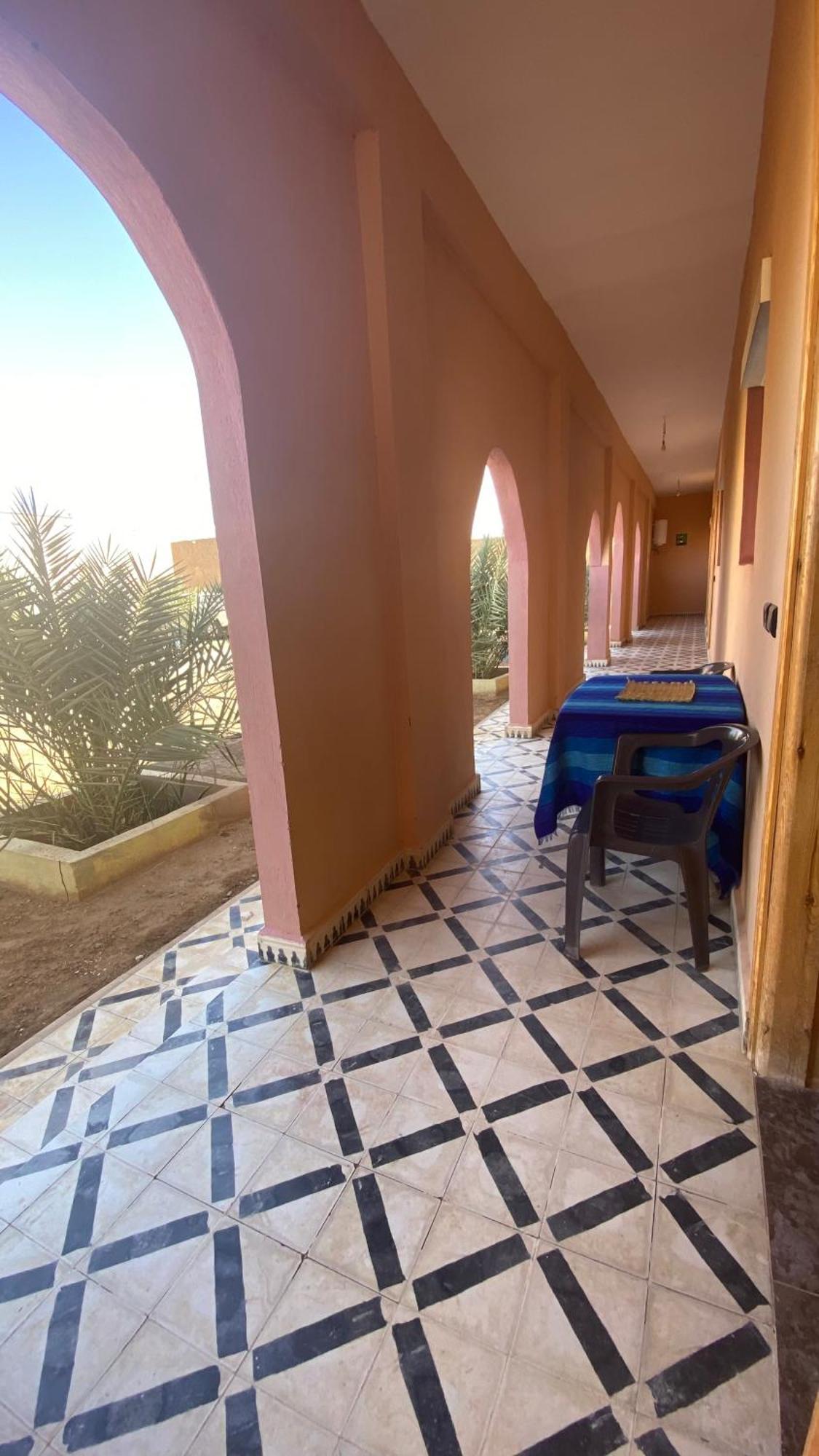 Tifinagh Guest House メルズーガ エクステリア 写真